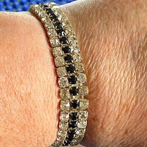 3 ROW SILVER RHINESTONE CRYSTAL STRETCH BRACELET BANGLE